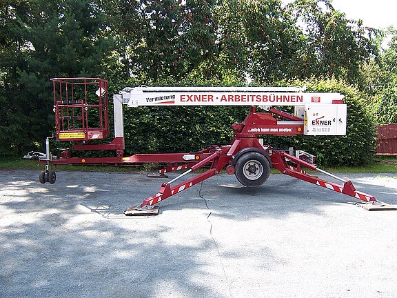 Anhänger Arbeitsbühne TMT 150