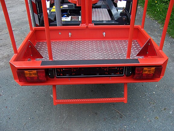 Anhänger Arbeitsbühne E 12 GK