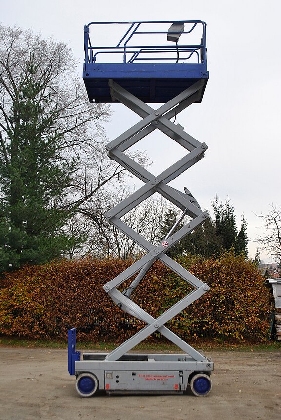 Scheren-Arbeitsbühne Upright X26