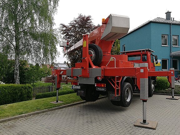 LKW-Arbeitsbühne TKA 35 KS LKW-Arbeitsbühne TKA 35 KS
